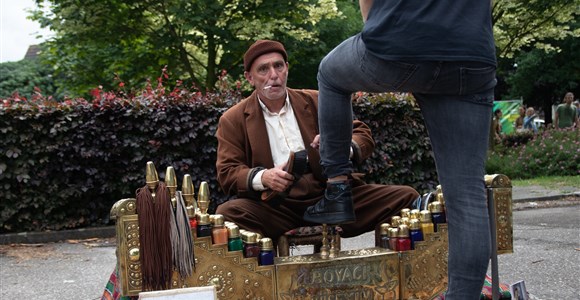 240521 Turkse Schoenenpoetser(1)
