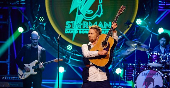 2304 Promobeeld Starman
